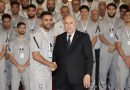 Le président Tebboune rend hommage à ceux qui portent haut les couleurs nationales
