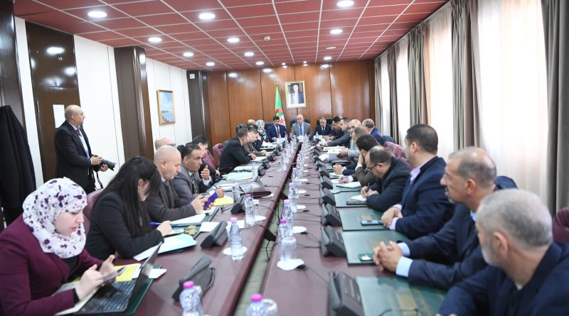 L’Hémicycle à l’épreuve du dialogue avec les partis