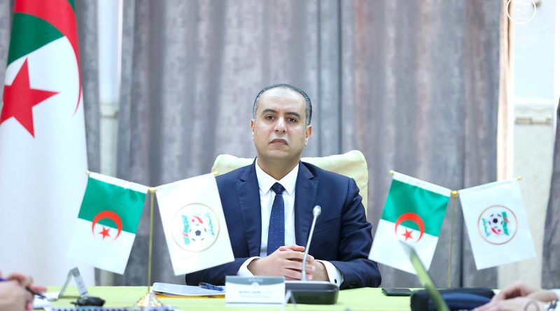 Gestion des clubs : Walid Sadi hausse le ton