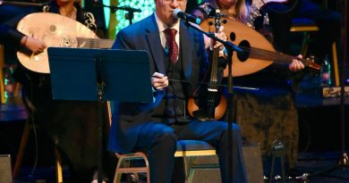 Opéra d&rsquo;Alger : Samir Toumi célèbre la femme algérienne