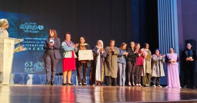 Journée mondiale du théâtre : Le TNA célèbre ses icônes et rouvre le dialogue avec son public Journée mondiale du théâtre : Le TNA célèbre ses icônes et rouvre le dialogue avec son public