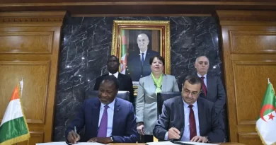 Un accord algéro-ivoirien dans les domaines du gaz, du GNl et des Mines signé Un accord algéro-ivoirien dans les domaines du gaz, du GNl et des Mines signé