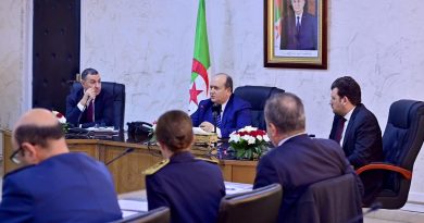 Le Premier ministre préside une réunion d’évaluation : Un plan d’action proactif face à la menace acridienne