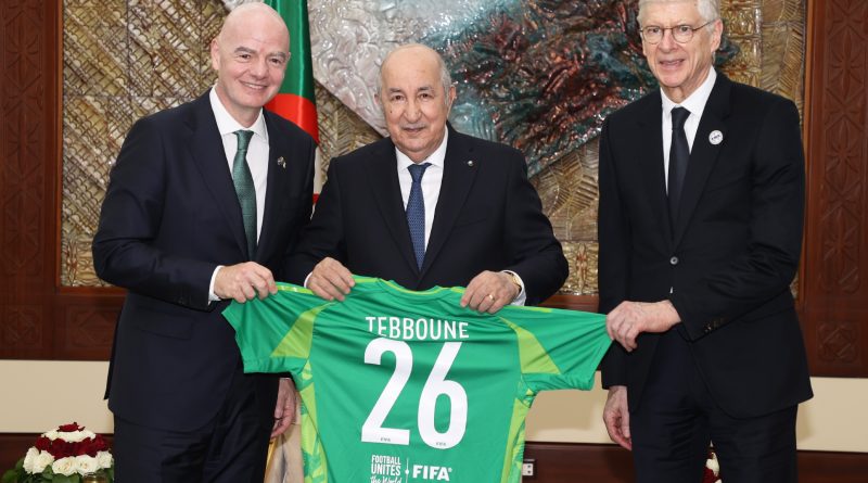 Infantino à Alger : « L&rsquo;Algérie constitue un exemple à l&rsquo;échelle mondiale »