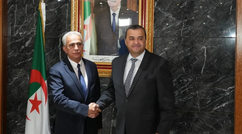 Développement minier : Hanifi dévoile sa feuille de route