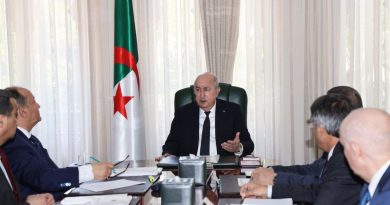 Tebboune préside une réunion consacrée à l’aval pétrolier et minier : L’Algérie accélère sa mue industrielle Tebboune préside une réunion consacrée à l’aval pétrolier et minier : L’Algérie accélère sa mue industrielle
