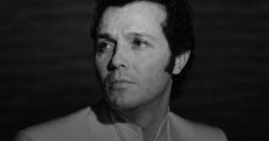 El Ghazi inhumé samedi à Alger : Le dernier adieu à l’artiste El Ghazi inhumé samedi à Alger : Le dernier adieu à l’artiste