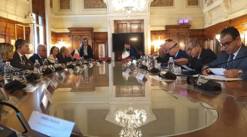 Lutte contre le trafic de migrants : Alger et Rome renforcent leur coopération