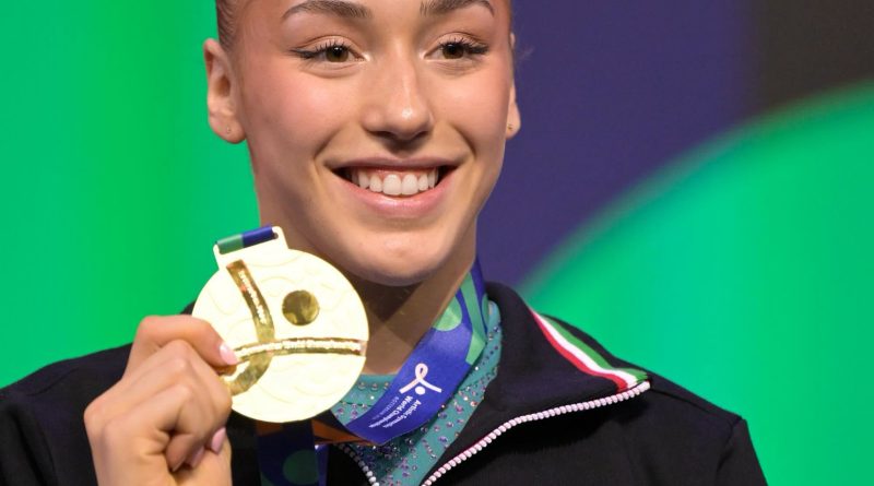 Mondiaux de gymnastique : Kaylia Nemour double la mise à la poutre